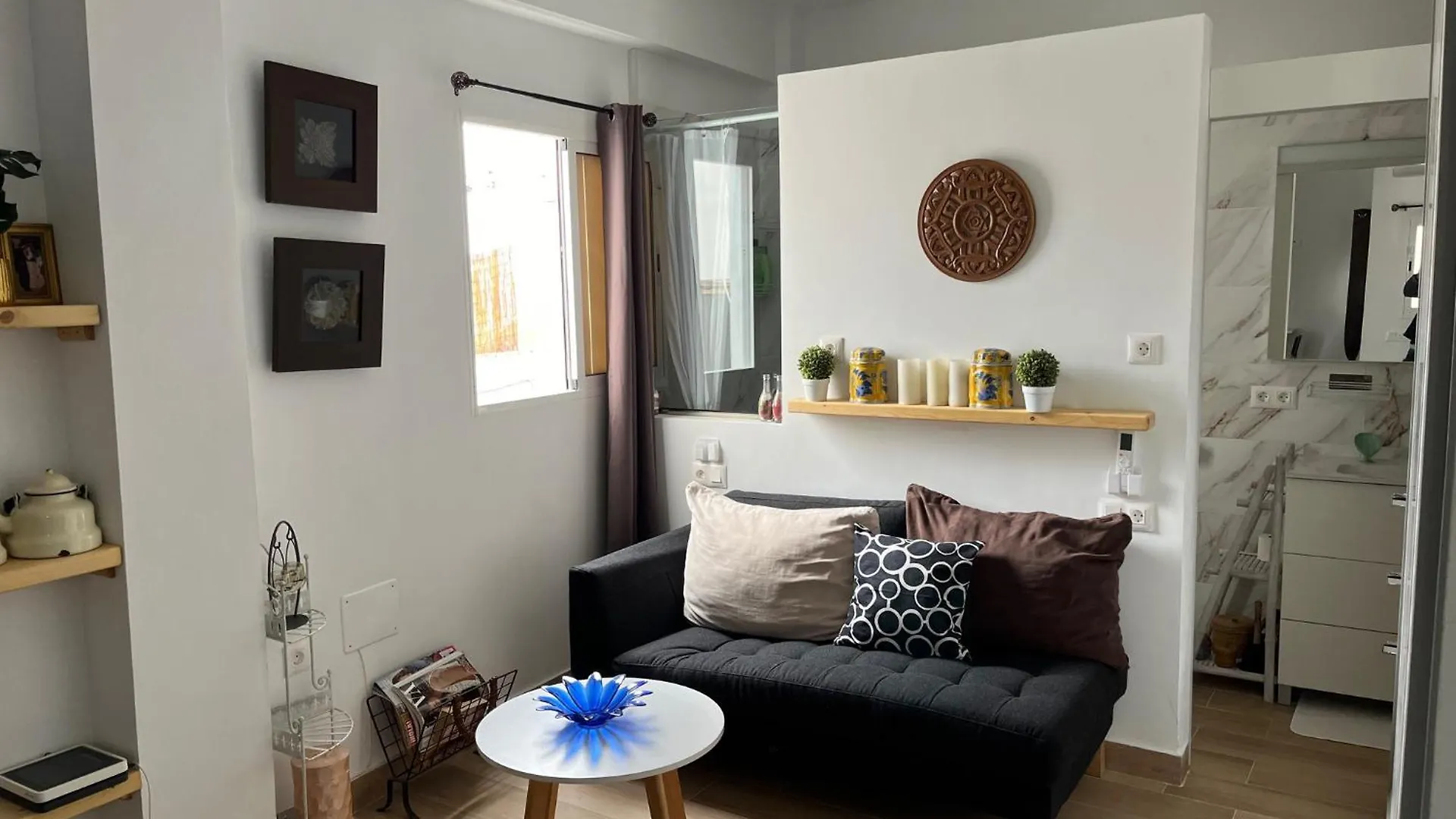 Estudio Boutique Centro Santa Cruz Spain